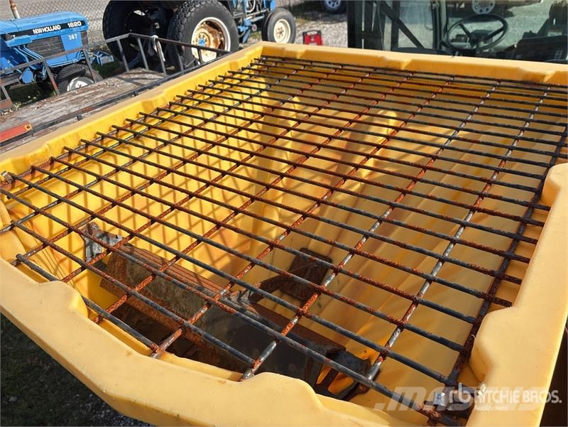 Bobcat 5600 Toolcat 4x4 Utility Vehicle (Inoperable) Pomoćni strojevi