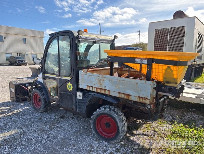 Bobcat 5600 Toolcat 4x4 Utility Vehicle (Inoperable) Pomoćni strojevi