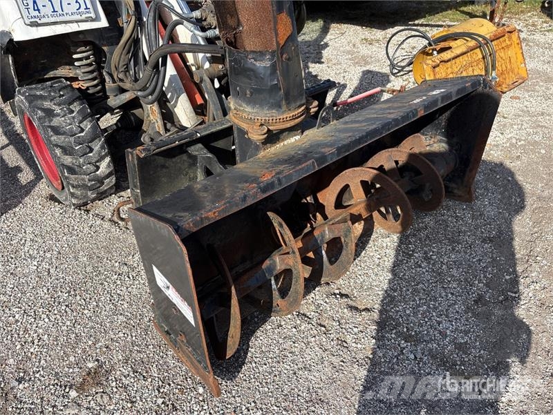 Bobcat 5600 Toolcat 4x4 Utility Vehicle (Inoperable) Pomoćni strojevi