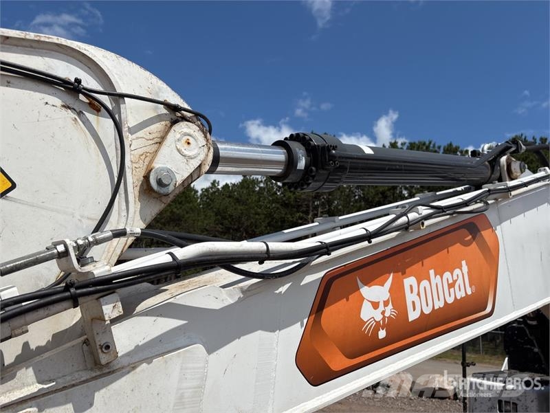Bobcat E165 Tracked Excavator Crawler excavators