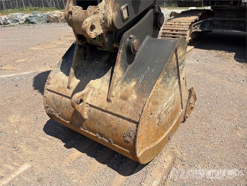 Bobcat E165 Tracked Excavator Crawler excavators