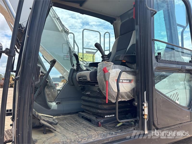Bobcat E165 Tracked Excavator Crawler excavators