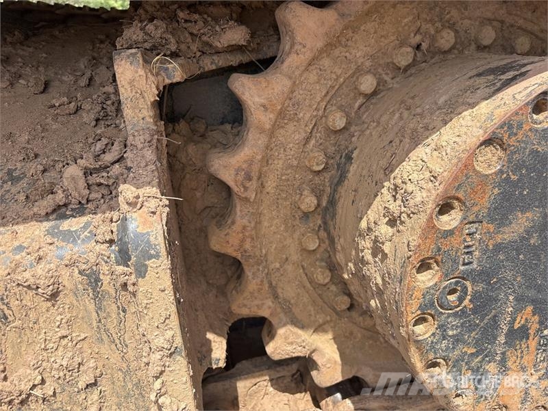 Bobcat E165 Tracked Excavator Crawler excavators