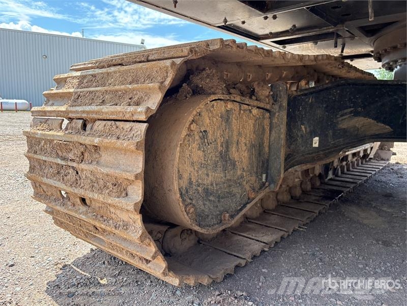 Bobcat E165 Tracked Excavator Crawler excavators