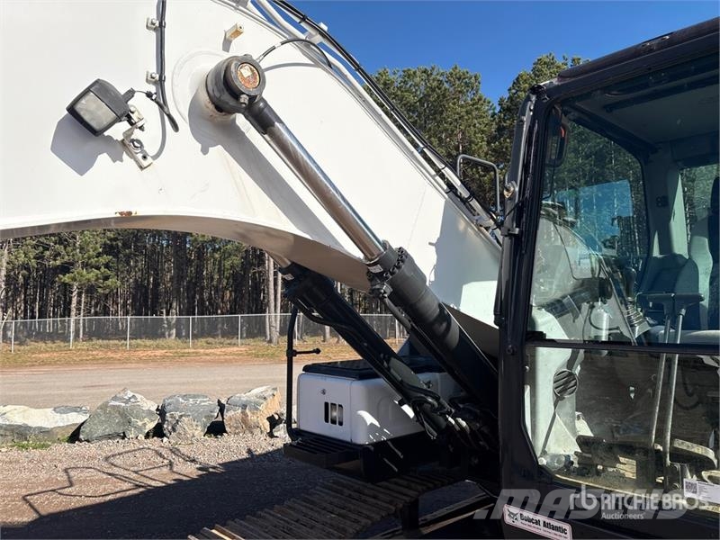 Bobcat E165 Tracked Excavator Rupsgraafmachines
