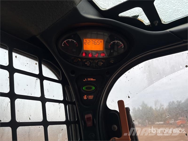 Bobcat T590 لوادر انزلاقية التوجيه