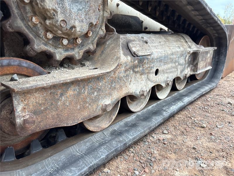Bobcat T590 لوادر انزلاقية التوجيه