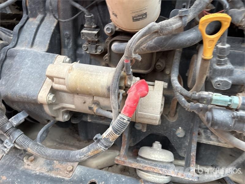 Bobcat T590 لوادر انزلاقية التوجيه