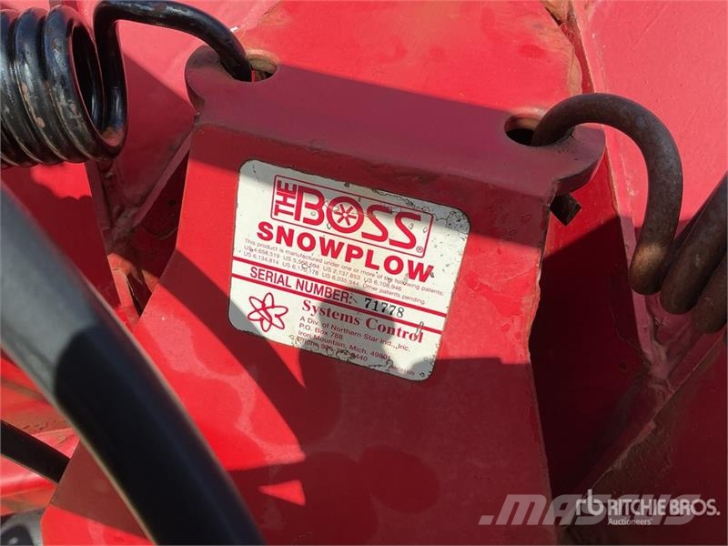 Boss 7 ft 6 in Power-V Snow Plow - Fits Truck Lumiaurat