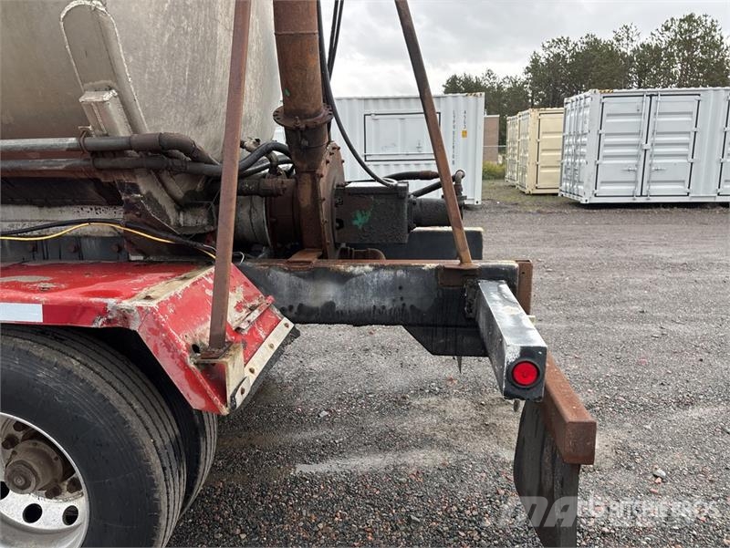 Bunker Liquid Tanker Trailer Remorque citerne