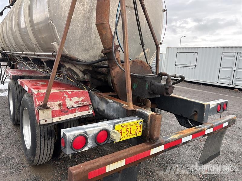 Bunker Liquid Tanker Trailer Remorque citerne