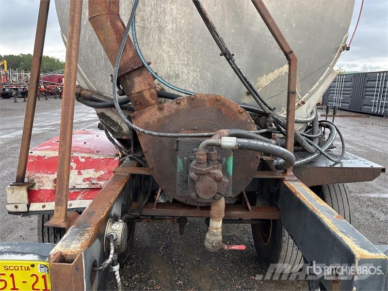 Bunker Liquid Tanker Trailer Remorque citerne
