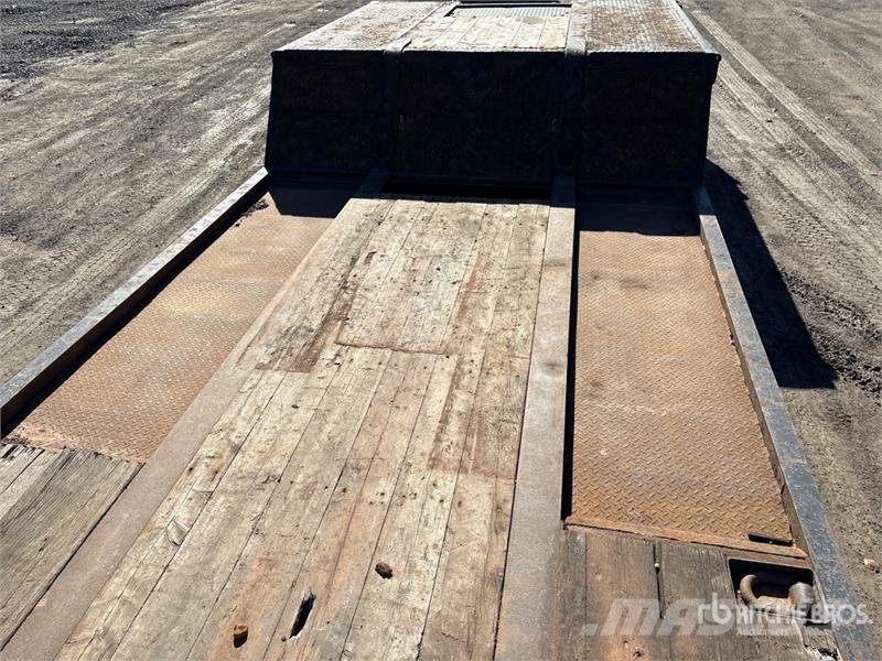 BWS 35ADG2XNR T/A Removable Gooseneck Lowboy Trailer لوادر منخفضة