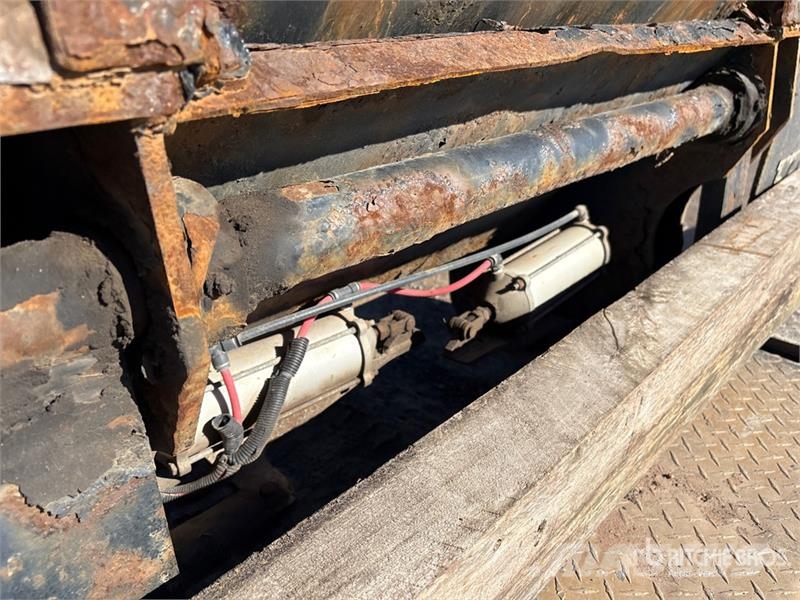 BWS 35ADG2XNR T/A Removable Gooseneck Lowboy Trailer لوادر منخفضة