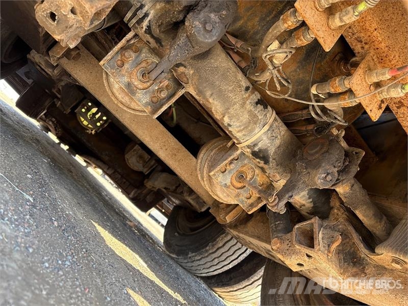 BWS 35ADG2XNR T/A Removable Gooseneck Lowboy Trailer لوادر منخفضة