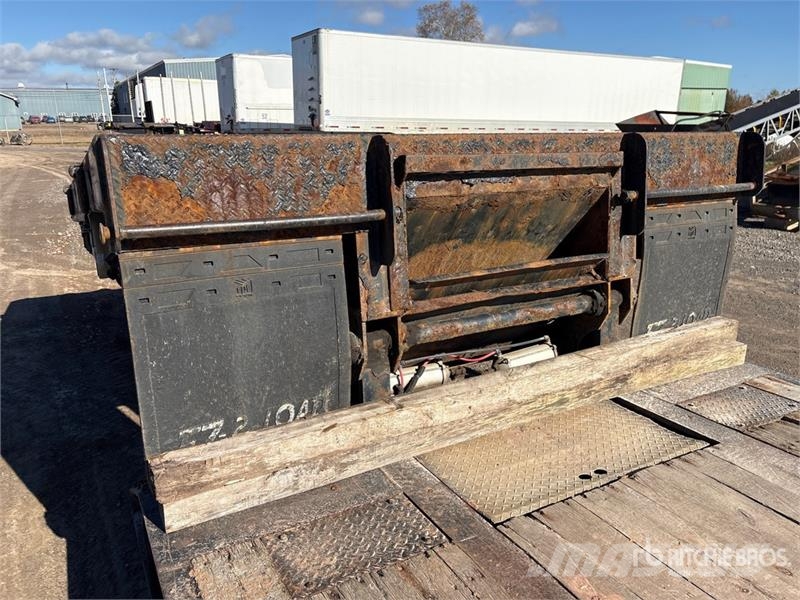 BWS 35ADG2XNR T/A Removable Gooseneck Lowboy Trailer لوادر منخفضة