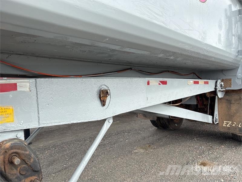 BWS 37DT3X 37 ft Tri/A End Dump Trailer 自卸拖车