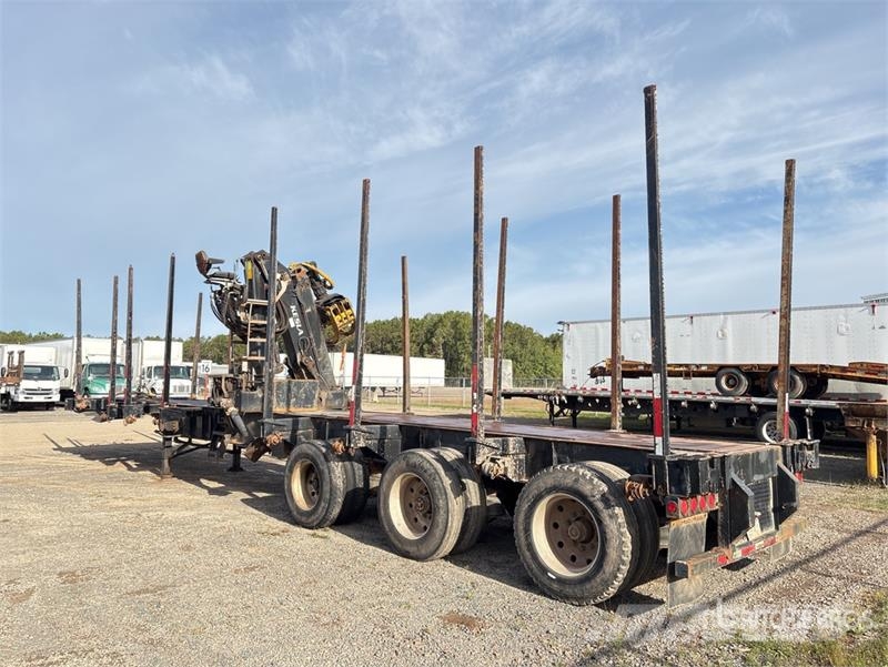 BWS 45 ft Tri/A Self-Loading Log Trailer Лісовози