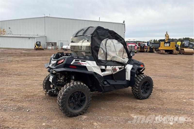 C&F Moto ZFORCE 800 4x4 Side By Side Carros