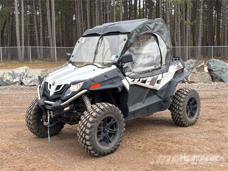 C&F Moto ZFORCE 800 4x4 Side By Side Carros