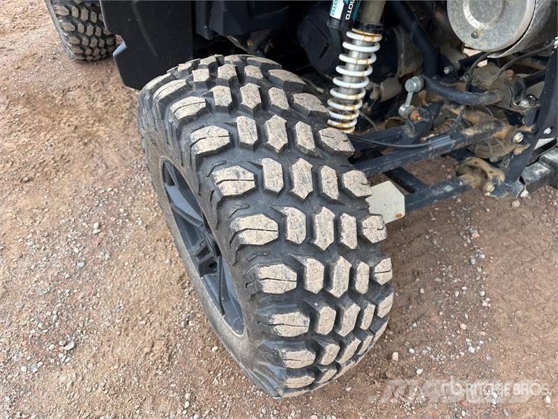 C&F Moto ZFORCE 800 4x4 Side By Side Carros
