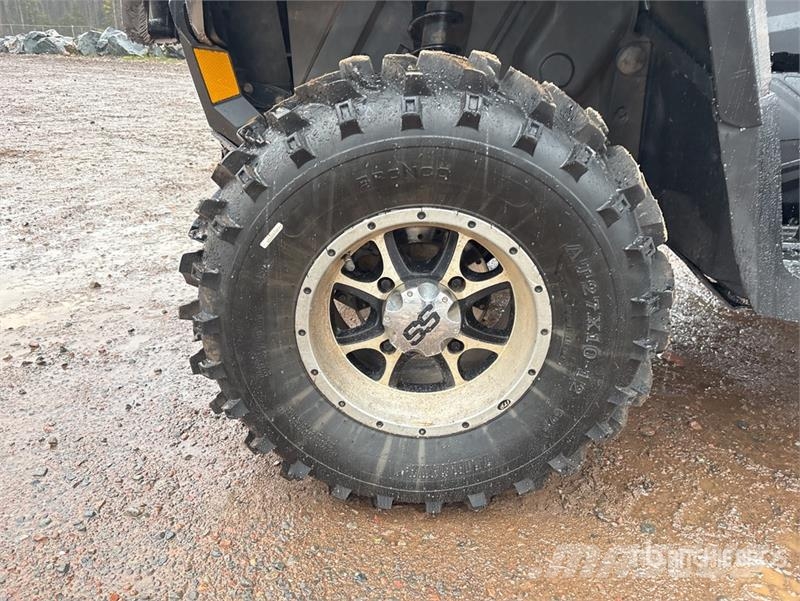 Can-am Outlander 4x4 ATV ATVs