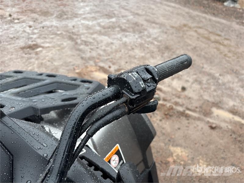 Can-am Outlander 4x4 ATV ATVs