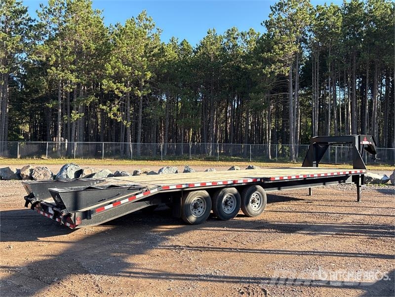 Canadian 30 ft Tri/A Gooseneck Equipment Trailer Oprijwagen