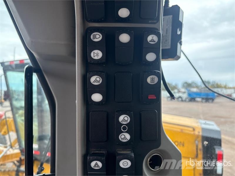 CAT 140M Motor Grader Graders