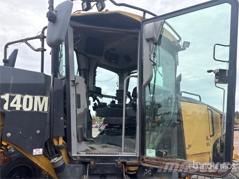 CAT 140M Motor Grader Graders