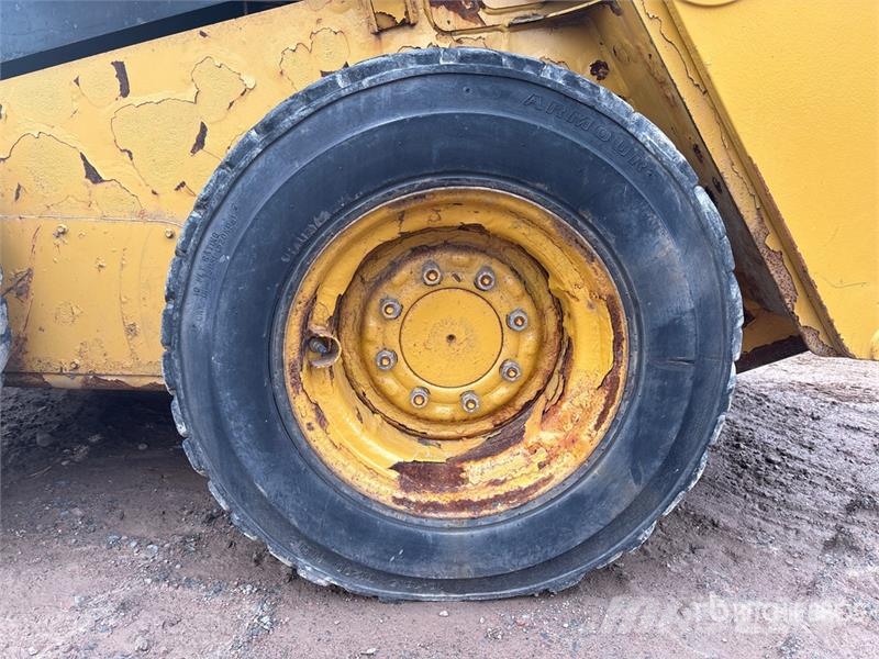 CAT 226D Šmykom riadené nakladače