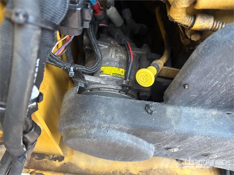 CAT 226D Šmykom riadené nakladače