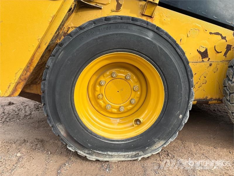 CAT 226D Šmykom riadené nakladače