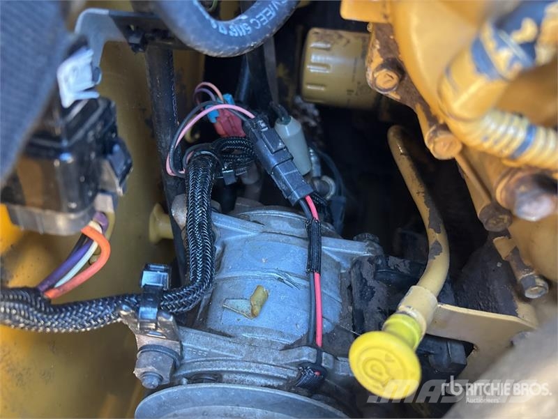 CAT 239D Skid steer loderler