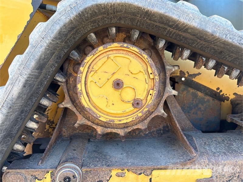 CAT 239D Minicargadoras