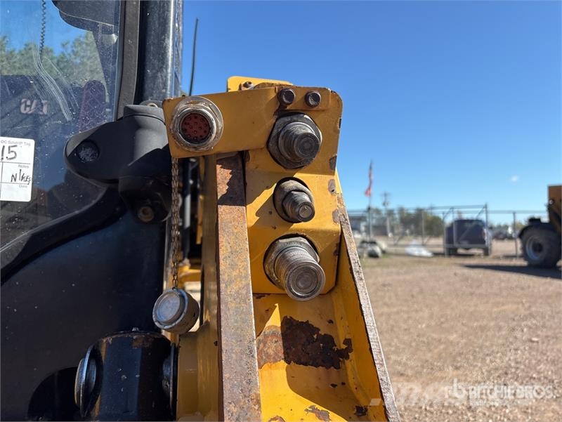 CAT 239D Skid steer loderler