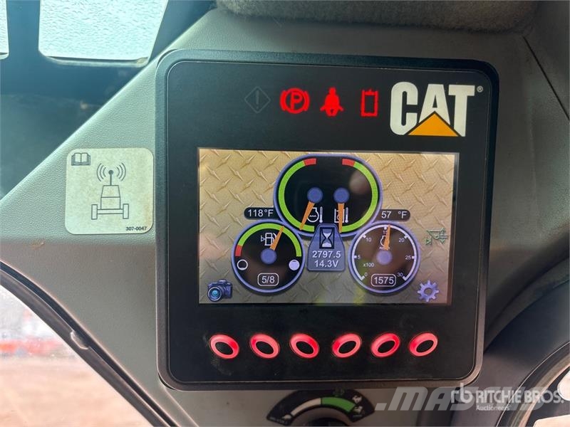 CAT 239D Šmykom riadené nakladače
