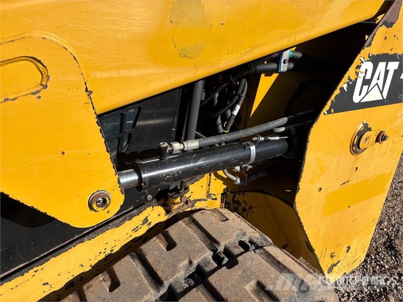 CAT 239D Minicargadoras