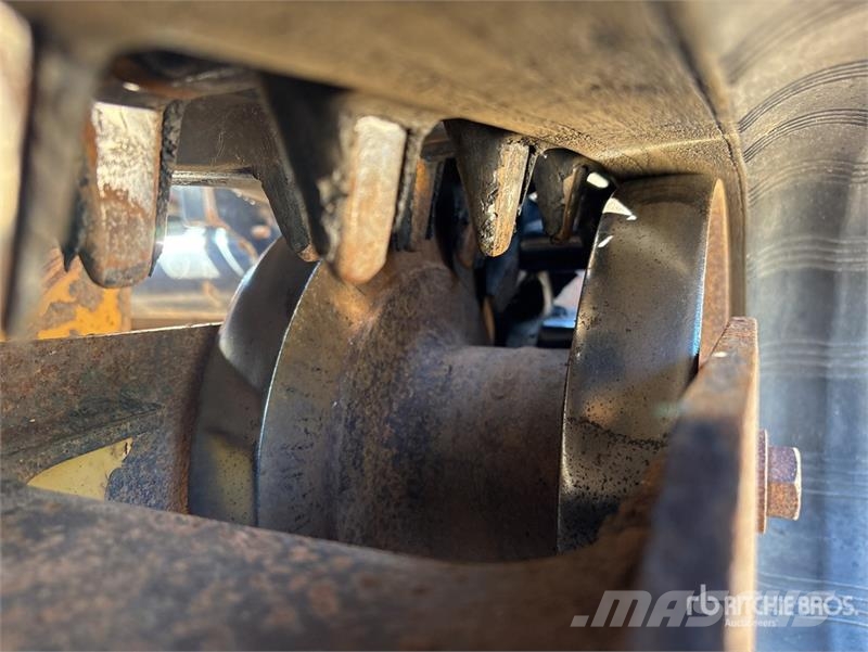 CAT 239D Skid steer loderler