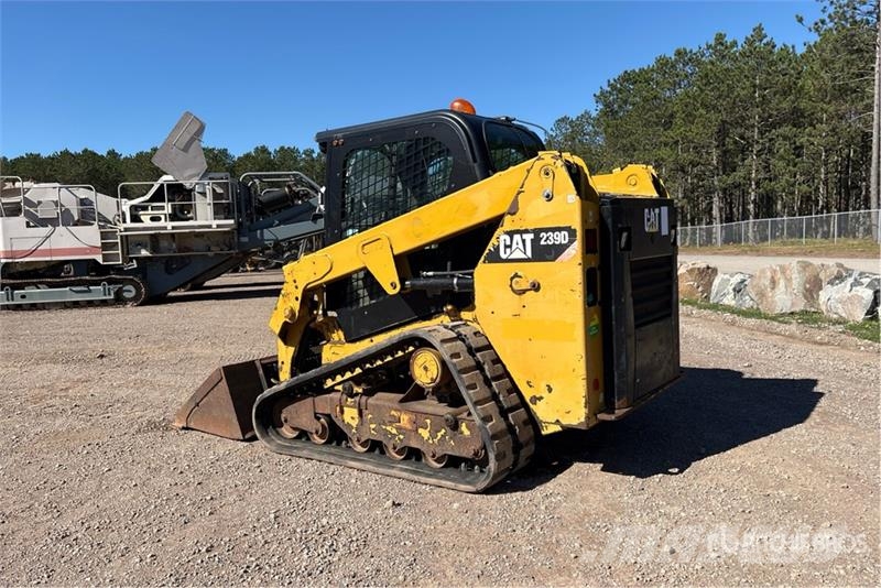 CAT 239D Skid steer loderler
