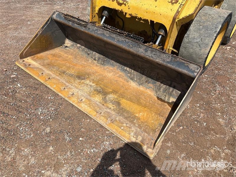 CAT 246D Chargeuse compacte