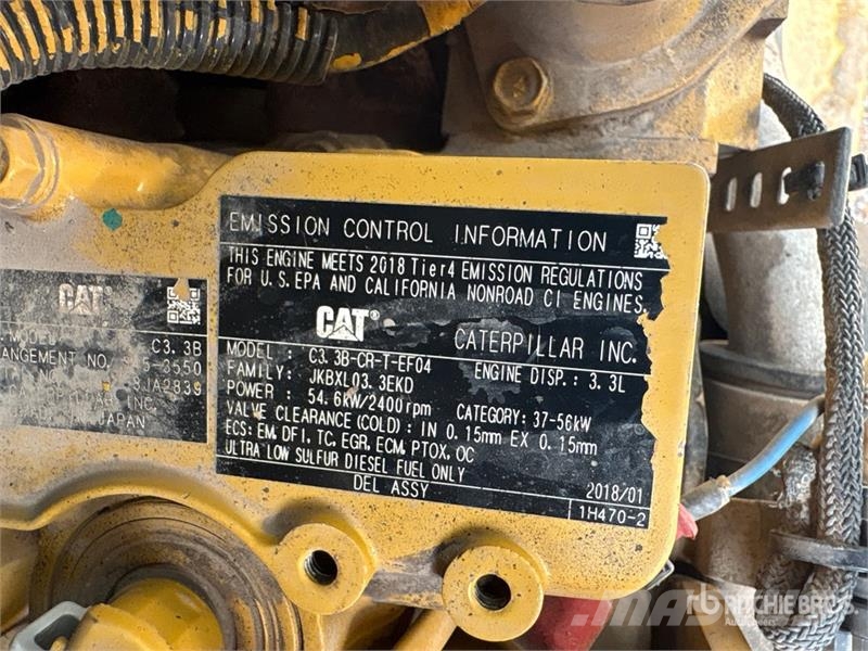 CAT 246D Chargeuse compacte