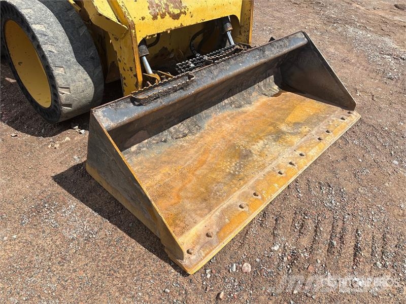 CAT 246D Chargeuse compacte
