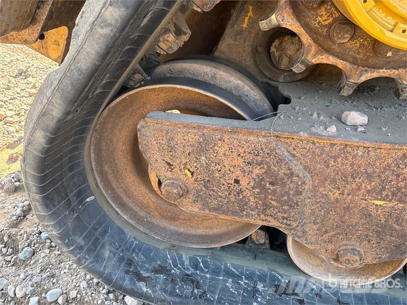 CAT 259D لوادر انزلاقية التوجيه