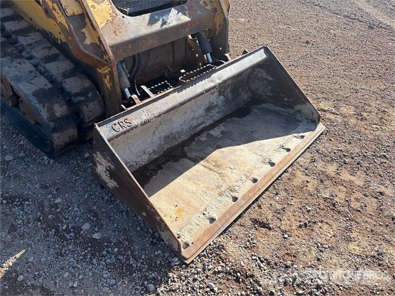 CAT 259D لوادر انزلاقية التوجيه