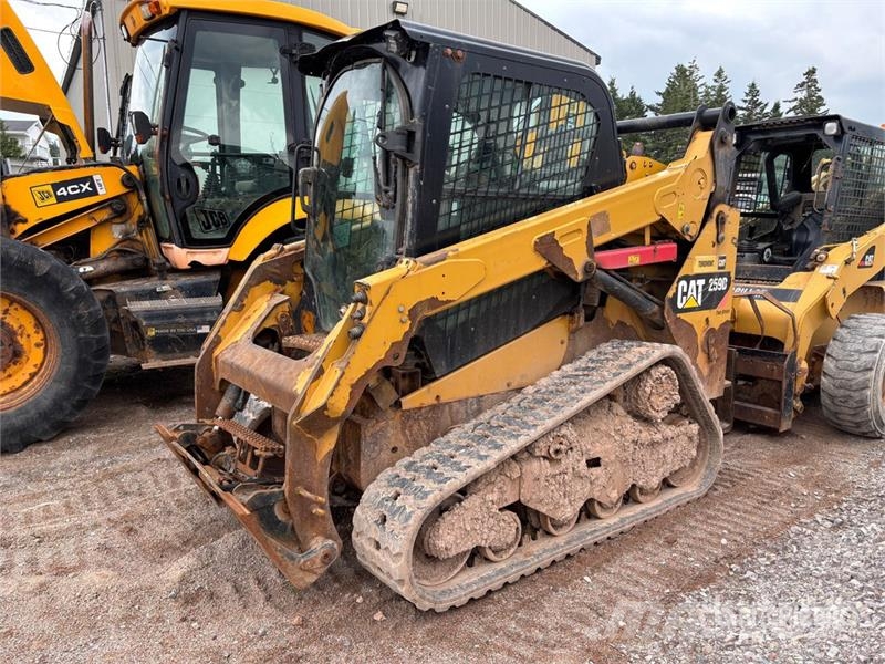 CAT 259D Lietoti riteņu kompaktiekrāvēji