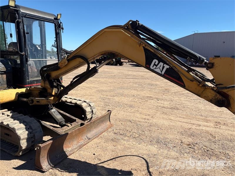 CAT 304.5 Mini Excavator Minigravemaskiner