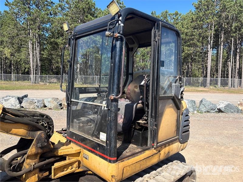 CAT 304.5 Mini Excavator Minigravemaskiner