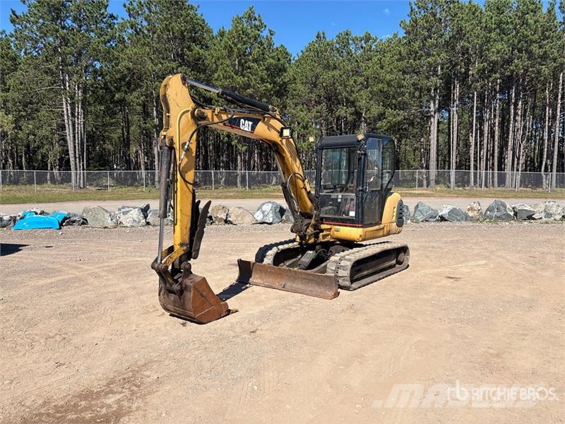 CAT 304.5 Mini Excavator Minigravemaskiner