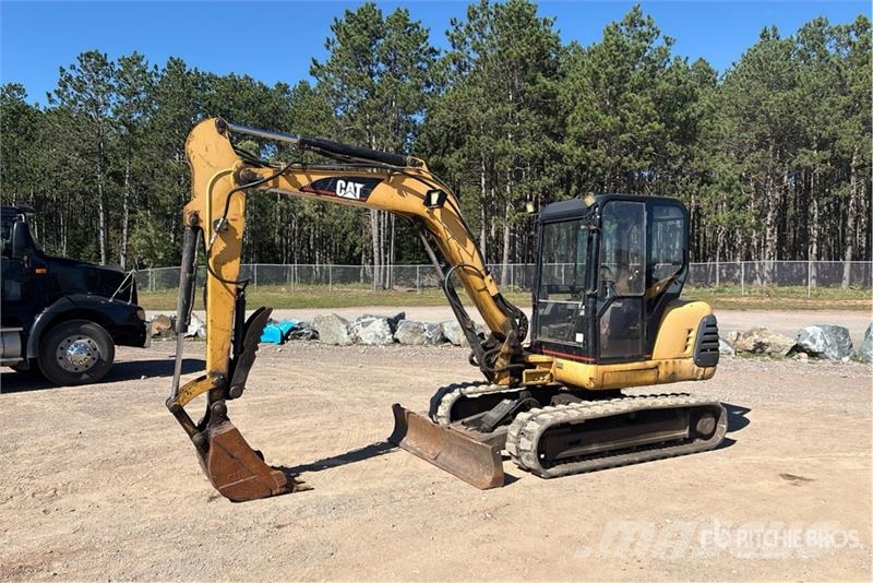 CAT 304.5 Mini Excavator Minigravemaskiner
